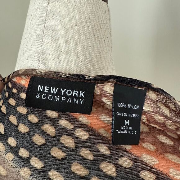 Brown and tan New York & Company blouse with keyhole detail - Picture 4 of 4